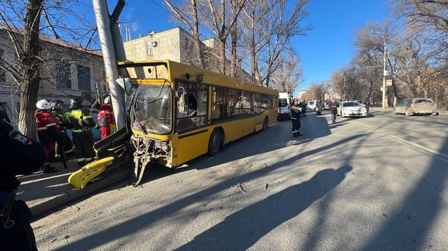 На месте ДТП с участием пассажирского автобуса в Саратове