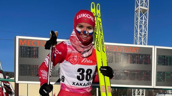 Российская лыжница Вероника Степанова