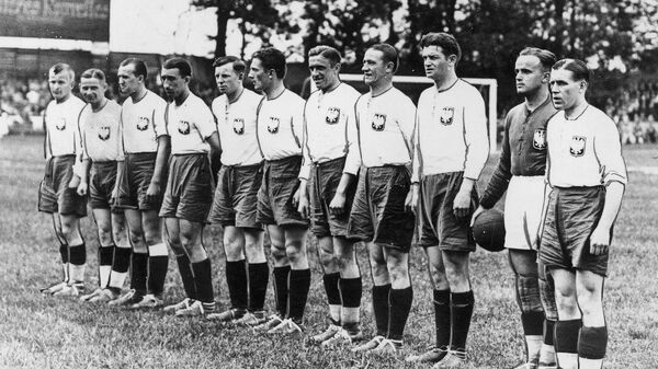 Сборная Польши по футболу на чемпионате мира 1938 года. Архивное фото