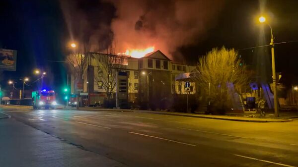 Пожар в центре Донецка после ракетного удара 