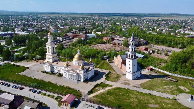 Ансамбль собора и башни в Невьянске