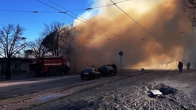 Последствия атаки ВСУ в центре Донецка