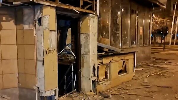 Последствия ночного обстрела Ворошиловского района Донецка