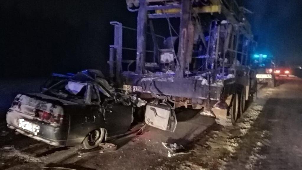 На месте ДТП с участием грузового автомобиля в Башкирии - РИА Новости, 1920, 07.12.2022