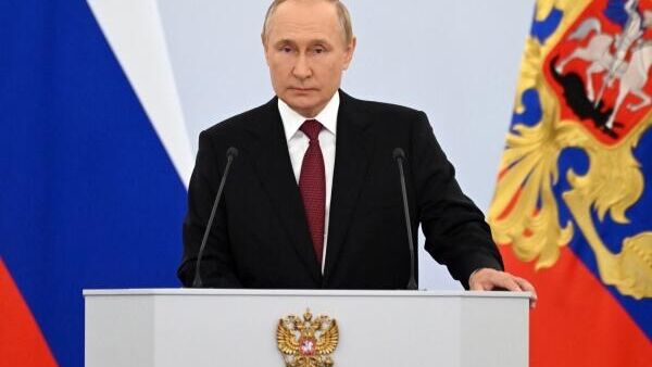LIVE: Путин на мероприятии в честь Дня Героев Отечества