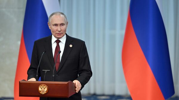 Путин в Кремле встретился с врио главы ДНР Пушилиным