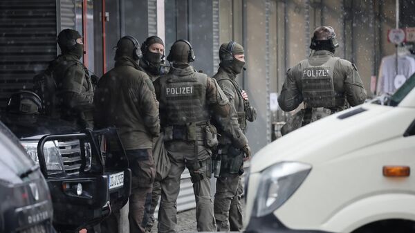 Спецназ немецкой полиции в центре Дрездена