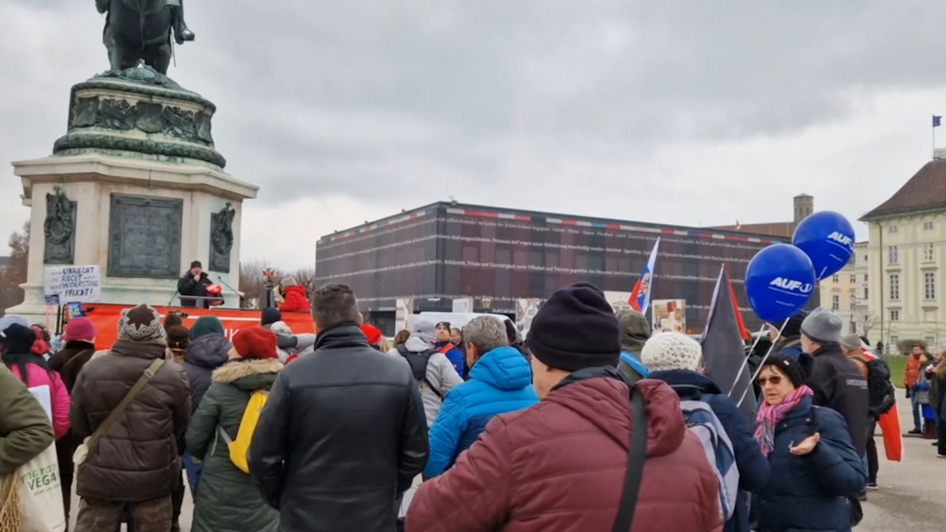 Митинг в Вене против антироссийских санкций - РИА Новости, 1920, 10.12.2022