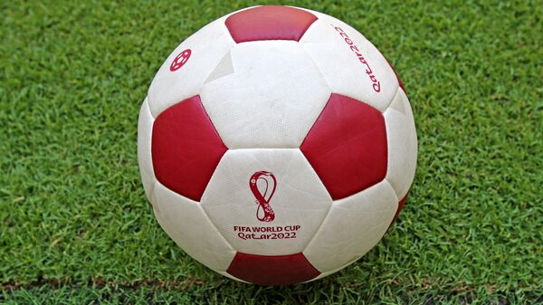 Мяч с логотипом ЧМ по футболу 2022