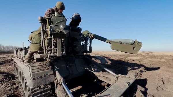 Малка в работе: расчет самоходной гаубицы выполнил боевые задачи на Украине