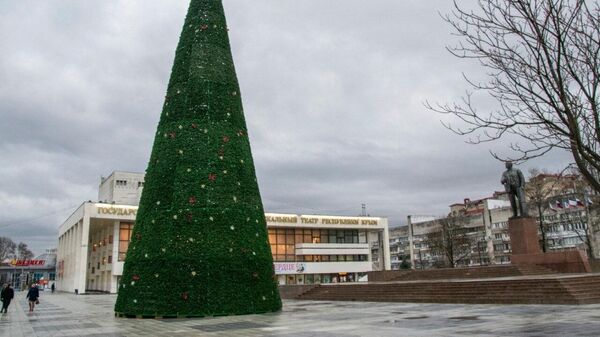Новогодняя елка в Симферополе