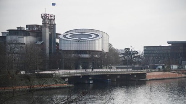 Здание Европарламента в Европейском квартале Страсбурга