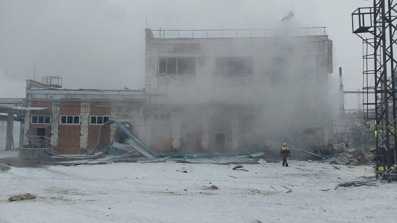 На месте пожара на промышленной площадке в Ангарском городском округе Иркутской области - РИА Новости, 1920, 15.12.2022