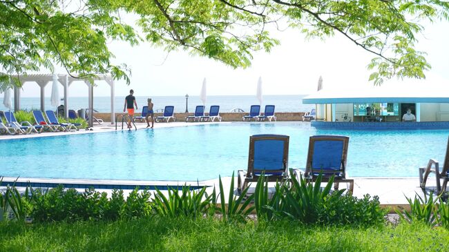 Отель Riviera Sunrise Resort & SPA в Алуште