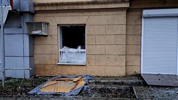 Последствия обстрела со стороны ВСУ в Донецке