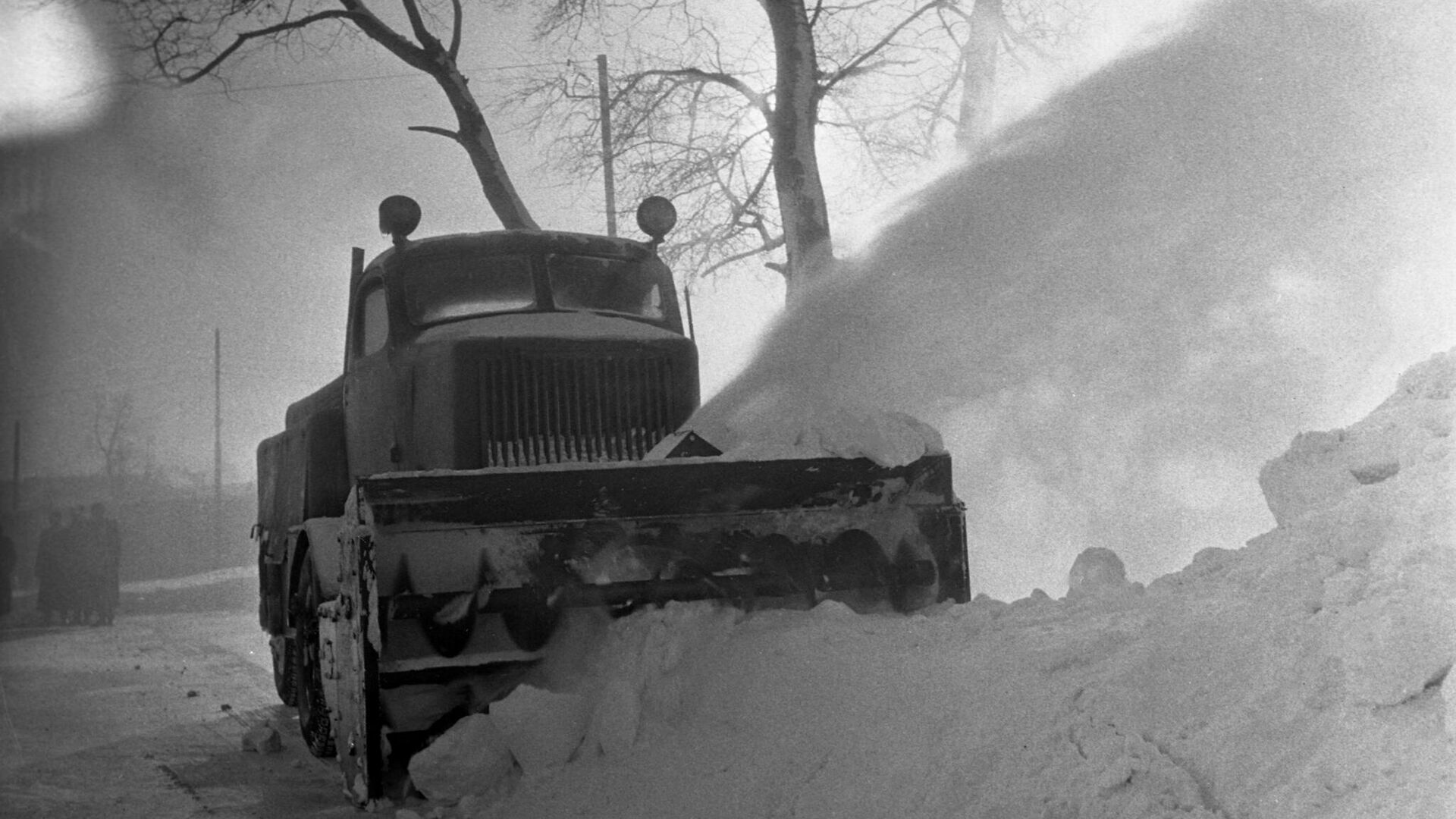 Снегоуборочная машина - РИА Новости, 1920, 05.01.2023