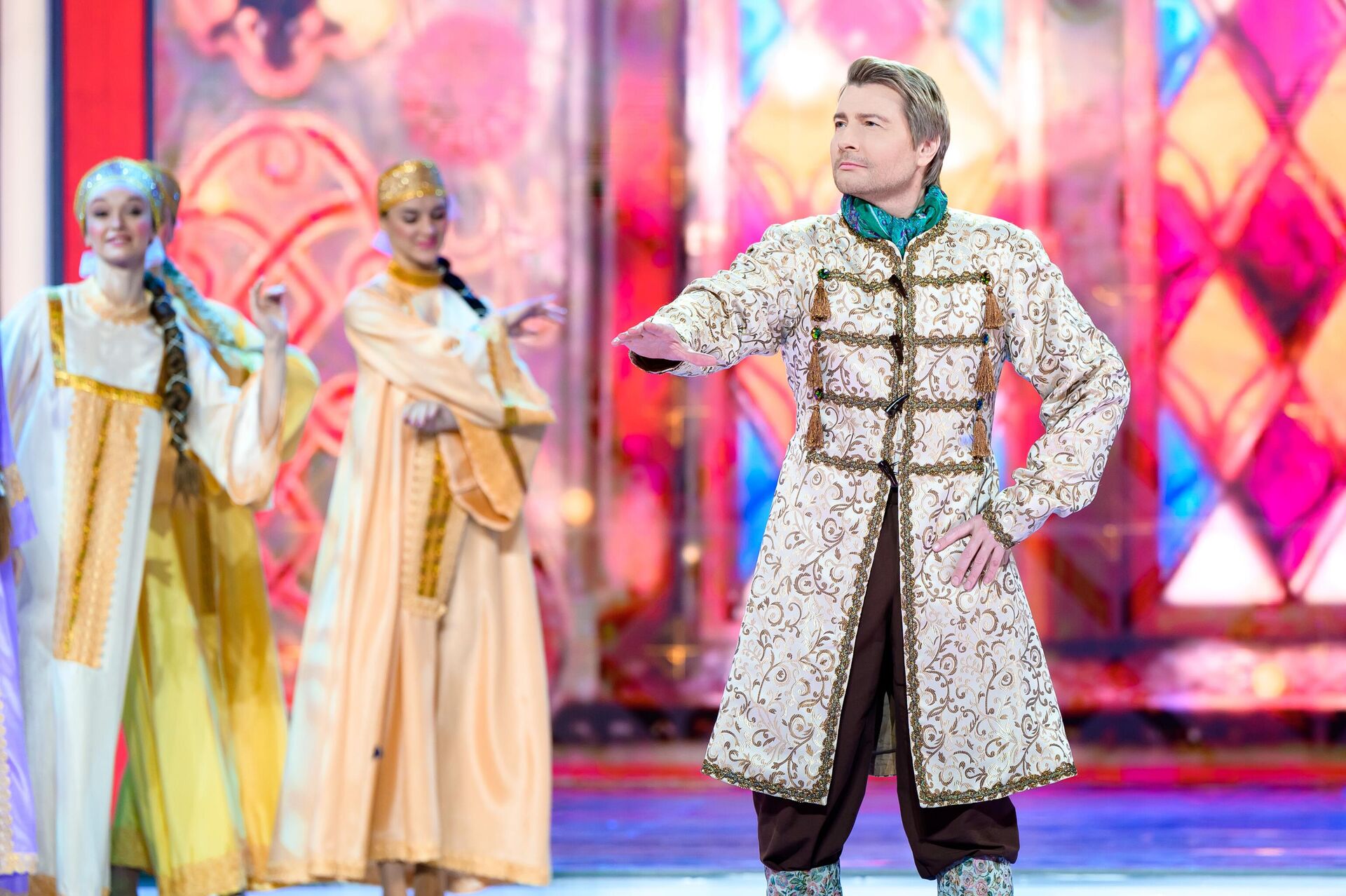 Николай Басков во время съемок новогоднего огонька на Первом канале - РИА Новости, 1920, 27.10.2025