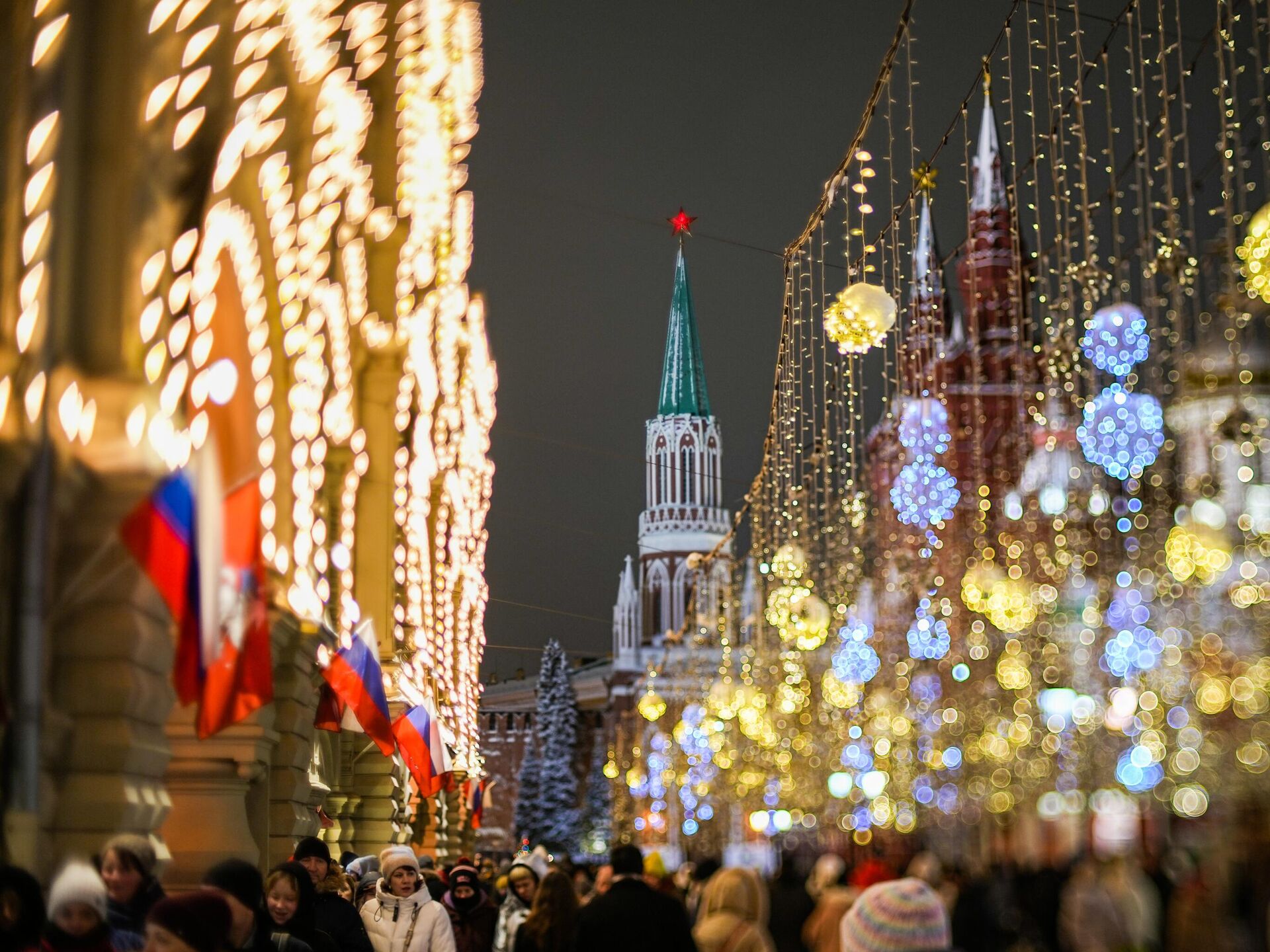 Почувствуй себя туристом в Москве на Новый год — 6 вещей, которые нужно сделать