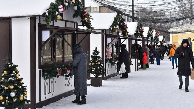 Новогодняя ярмарка на территории Торгового городка в Рязани