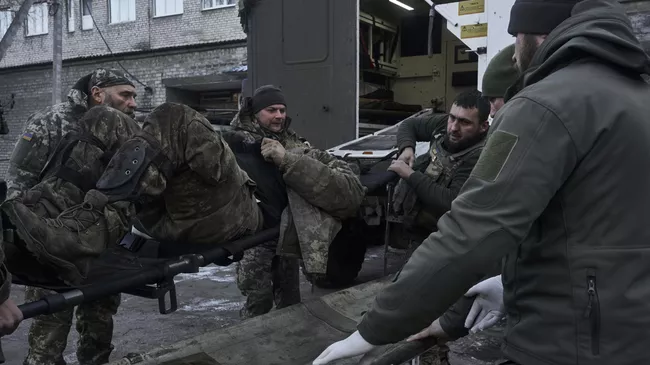 Раненый украинский военный