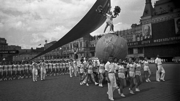 Физкультурный парад на Красной площади в Москве