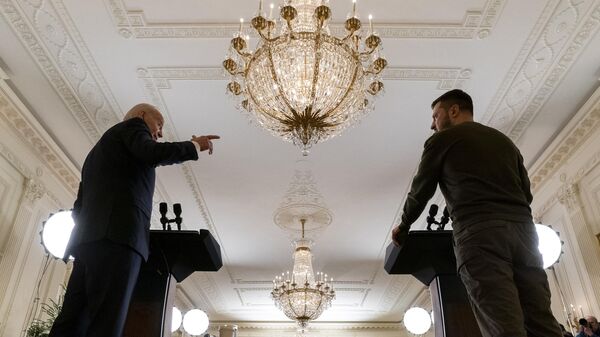 Президент США Джо Байден и президент Украины Владимир Зеленский во время пресс-конференции в Белом доме