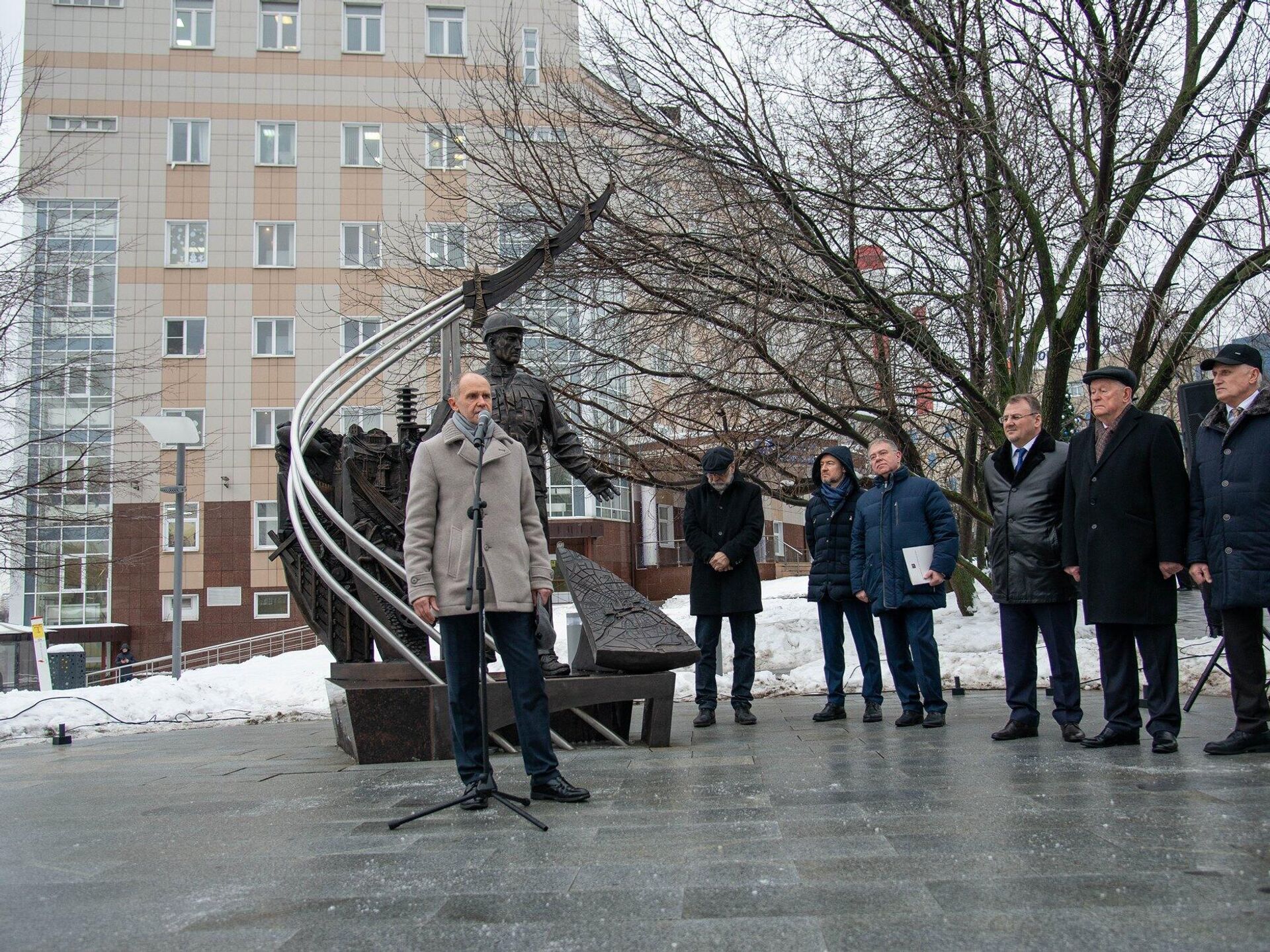 В Москве открыли памятник энергетикам - Недвижимость РИА Новости, 22.12.2022