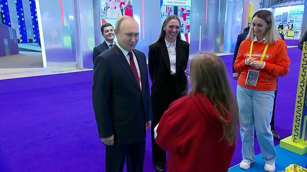 Конечно: Путин ответил, верит ли он в Деда Мороза