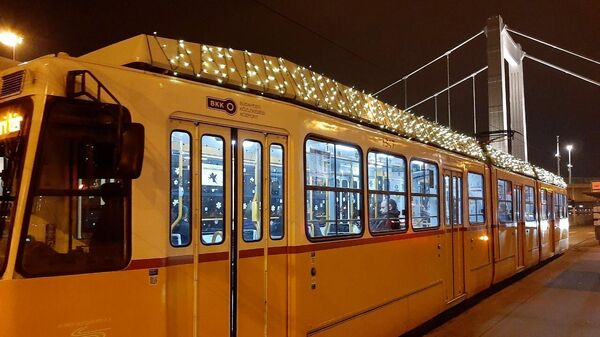Рождественский трамвай в Будапеште, Венгрия