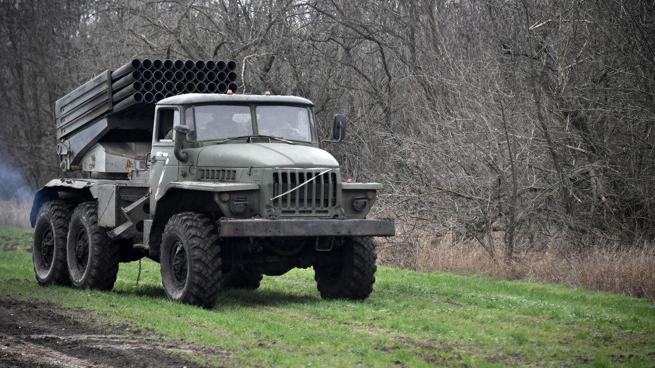 Два стратегических ракетоносца Ту-160М передали на летные испытания - РИА  Новости, 30.12.2022