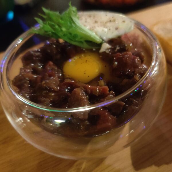 Тартар из оленины Тартар из оленины