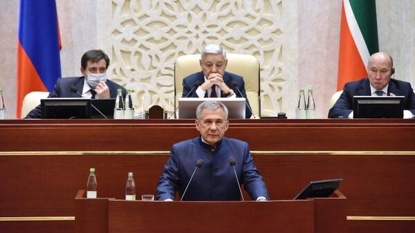 Рустам Минниханов на заседании Государственного совета Татарстана