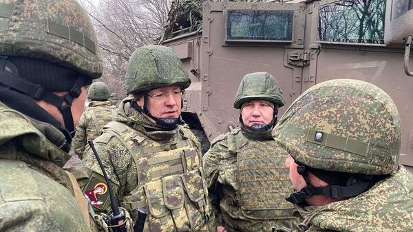 Губернатор Азаров поддержал самарских бойцов на передовой в зоне СВО