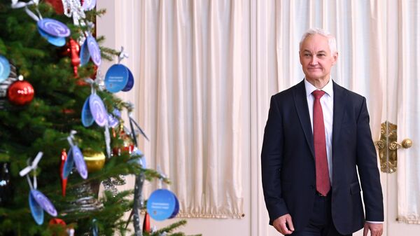 Заместитель председателя правительства РФ Андрей Белоусов принимает участие во всероссийской новогодней благотворительной акции Елка желаний