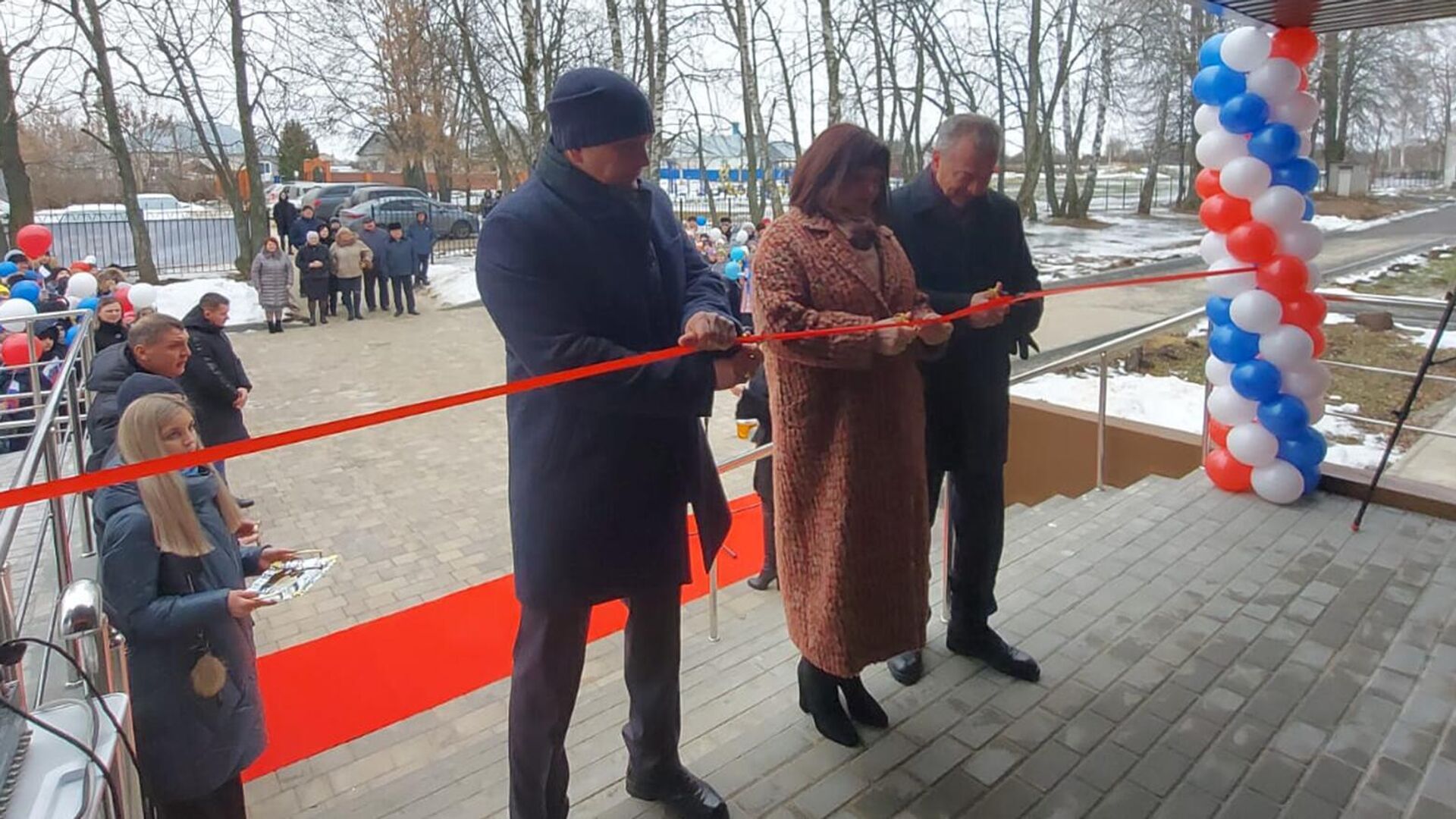 В райцентре Становое Липецкой области в рамках федерального проекта  Модернизация школьных систем образования капитально отремонтирована школа на 500 мест - РИА Новости, 1920, 27.12.2022