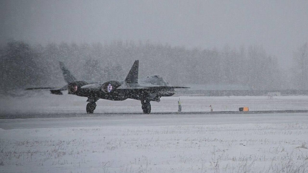 Комсомольский-на-Амуре авиазавод нарастит выпуск истребителей Су-57 - РИА  Новости, 28.12.2022