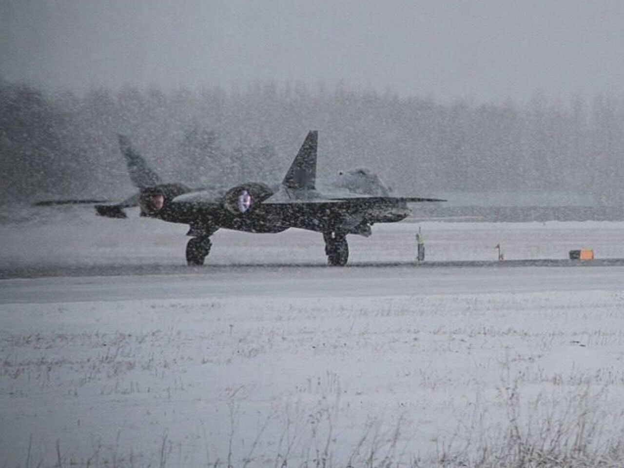 Комсомольский-на-Амуре авиазавод нарастит выпуск истребителей Су-57 - РИА  Новости, 28.12.2022