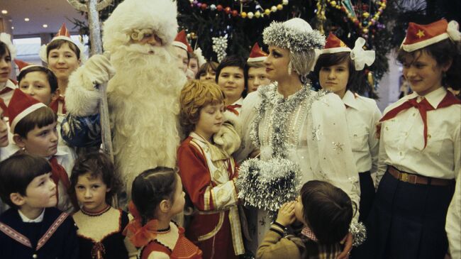 Новогодняя елка в Кремлевском дворце съездов. 1983 год