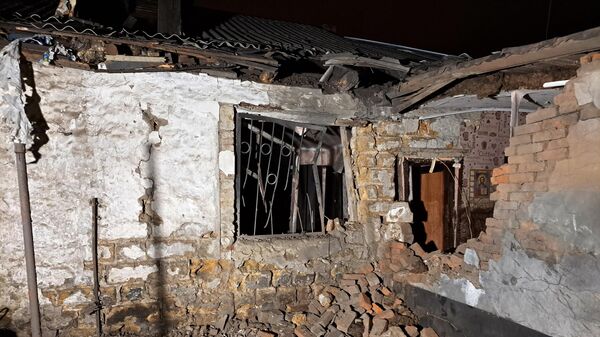 Жилой дом в Куйбышевском районе Донецка, пострадавший от обстрела ВСУ