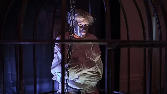 Актер, игравший Бориса Джонсона изобразил его в образе Ганнибала Лектера из фильма Молчание ягнят