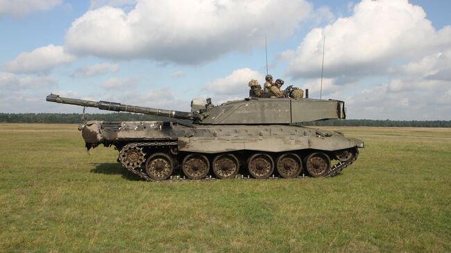 Основной боевой танк сухопутных войск Великобритании Challenger 2