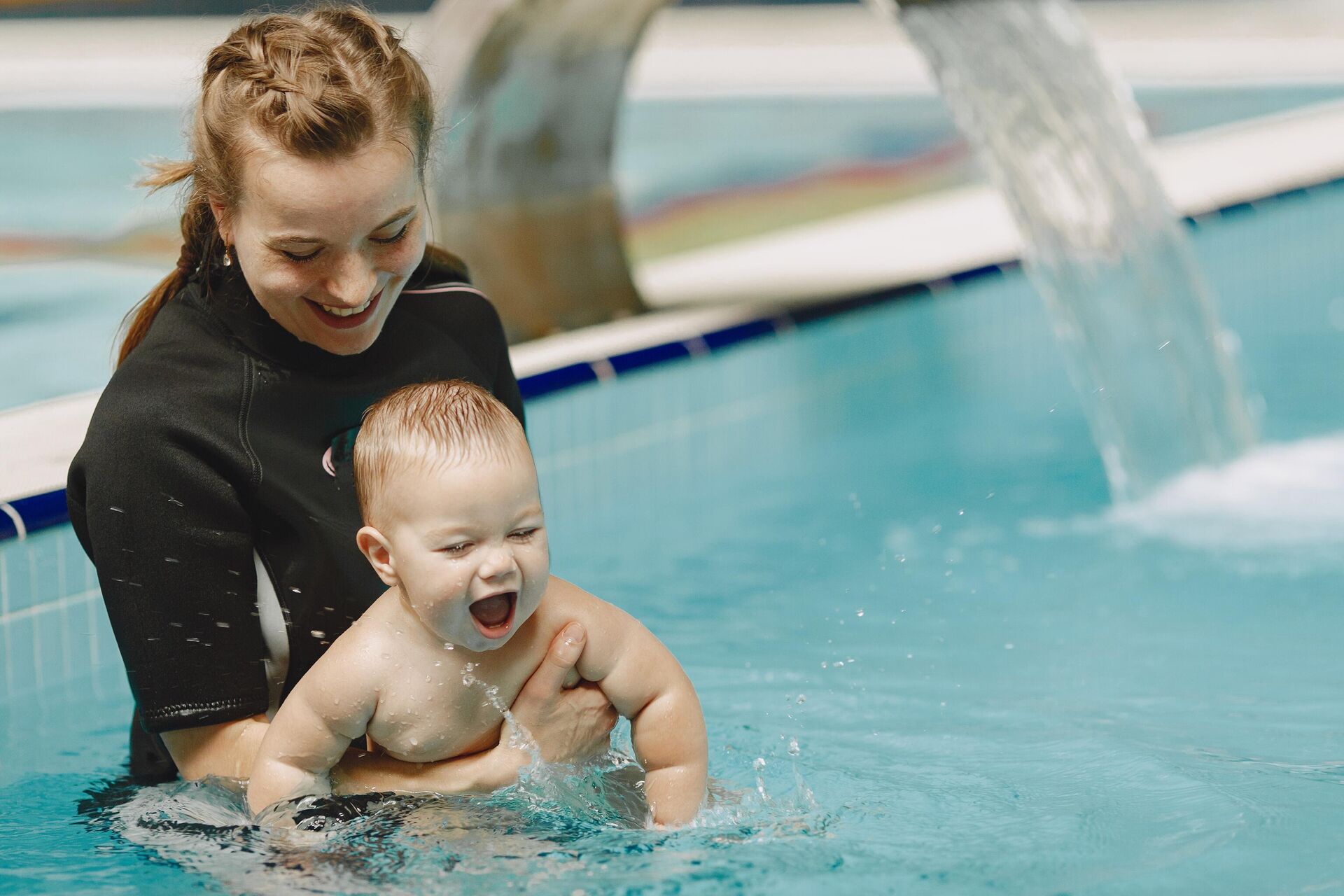 Грудничковое плавание – блог спортивно-оздоровительного центра Janinn Fitness