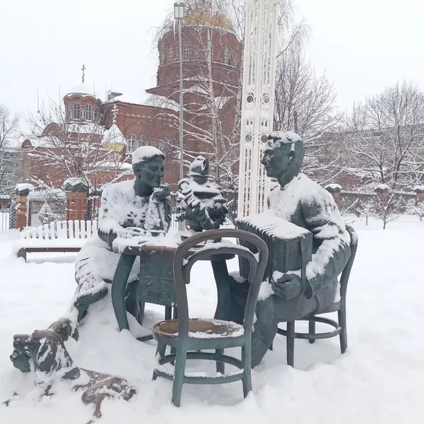 Скульптурная группа Чаепитие в Туле Скульптурная группа Чаепитие в Туле