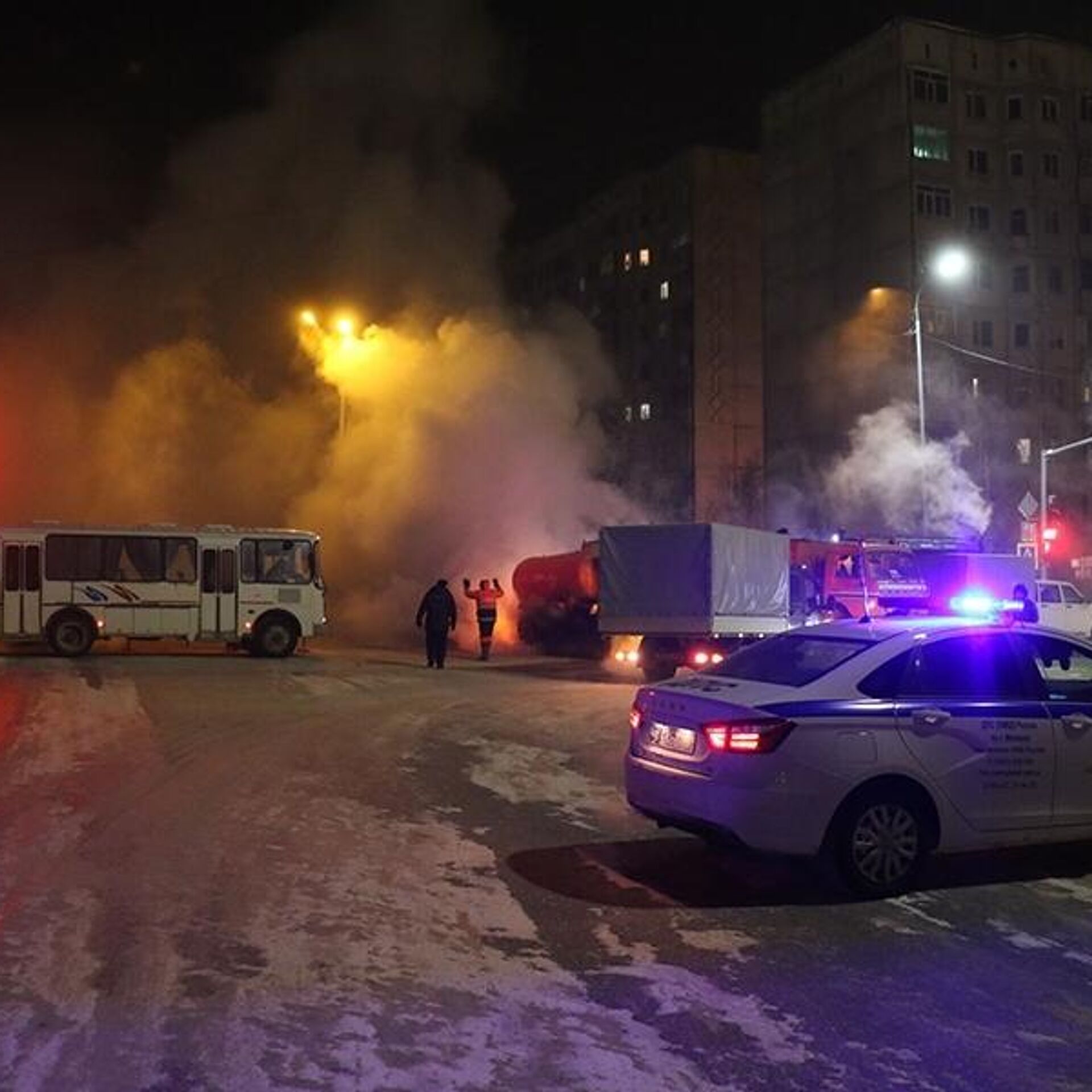 В Мегионе ввели режим повышенной готовности из-за коммунальной аварии - РИА  Новости, 10.01.2023