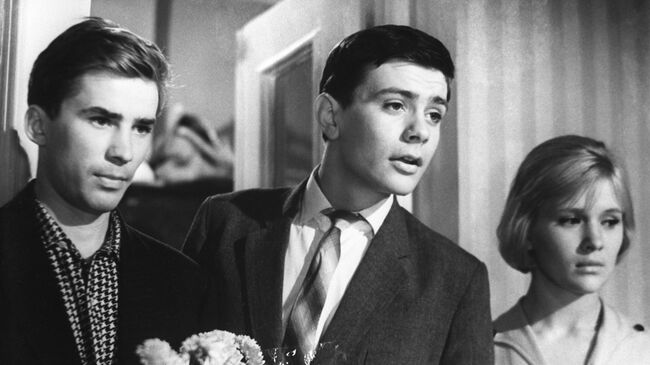 Кадр из кинофильма Георгия Данелии Я шагаю по Москве, 1972 год