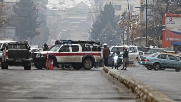На месте взрыва возле министерства иностранных дел Афганистана на площади Занбак в Кабуле
