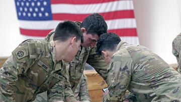 Военнослужащие армии США в Форт-Брэгге Военнослужащие армии США в Форт-Брэгге