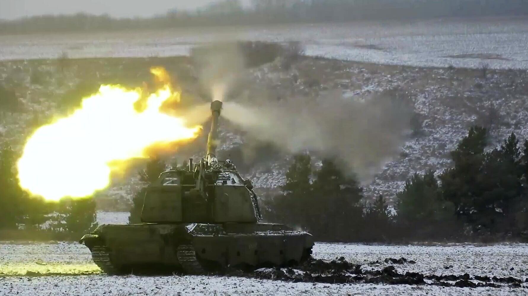 Мобилизованные военнослужащие поражают позиции ВСУ из модернизированных гаубиц Мста-СМ2 - РИА Новости, 1920, 23.01.2023