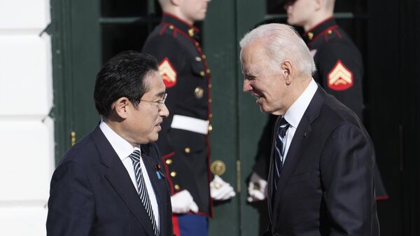 Президент США Джо Байден и премьер-министра Японии Фумио Кисида во время встречи в Вашингтоне