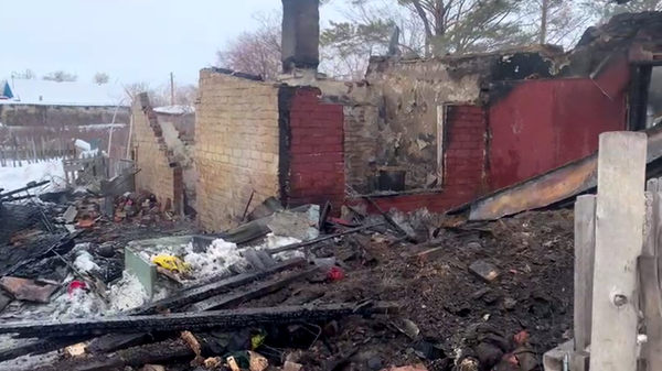 Женщина с тремя детьми погибла во время пожара в Омской области
